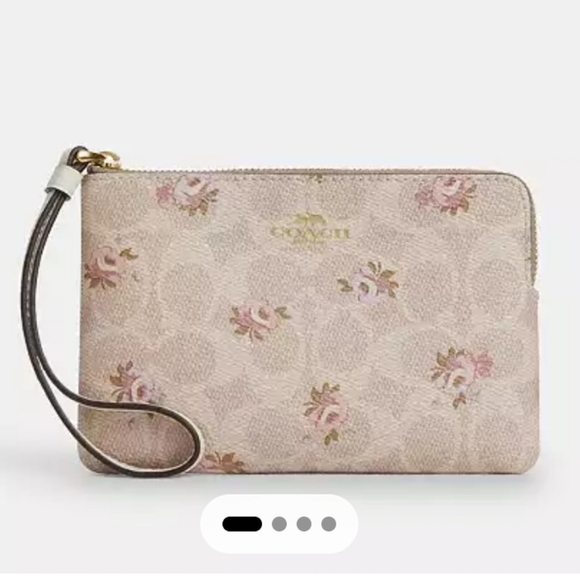Coach Corner Zip Wristlet In Signature Canvas With Floral Print - Picture 1 of 6